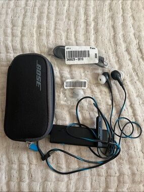 NEW Bose QuietComfort 20i QC20i Noise Cancelling Earbuds Headphones Black